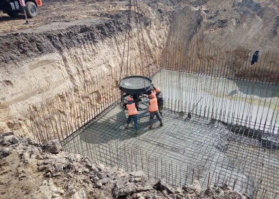 Подача бетона в котлован на объекте в Люберцах